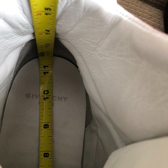 Givenchy Men's White/Black Leather Tyson Star High-top Sneakers - Picture 10 of 11